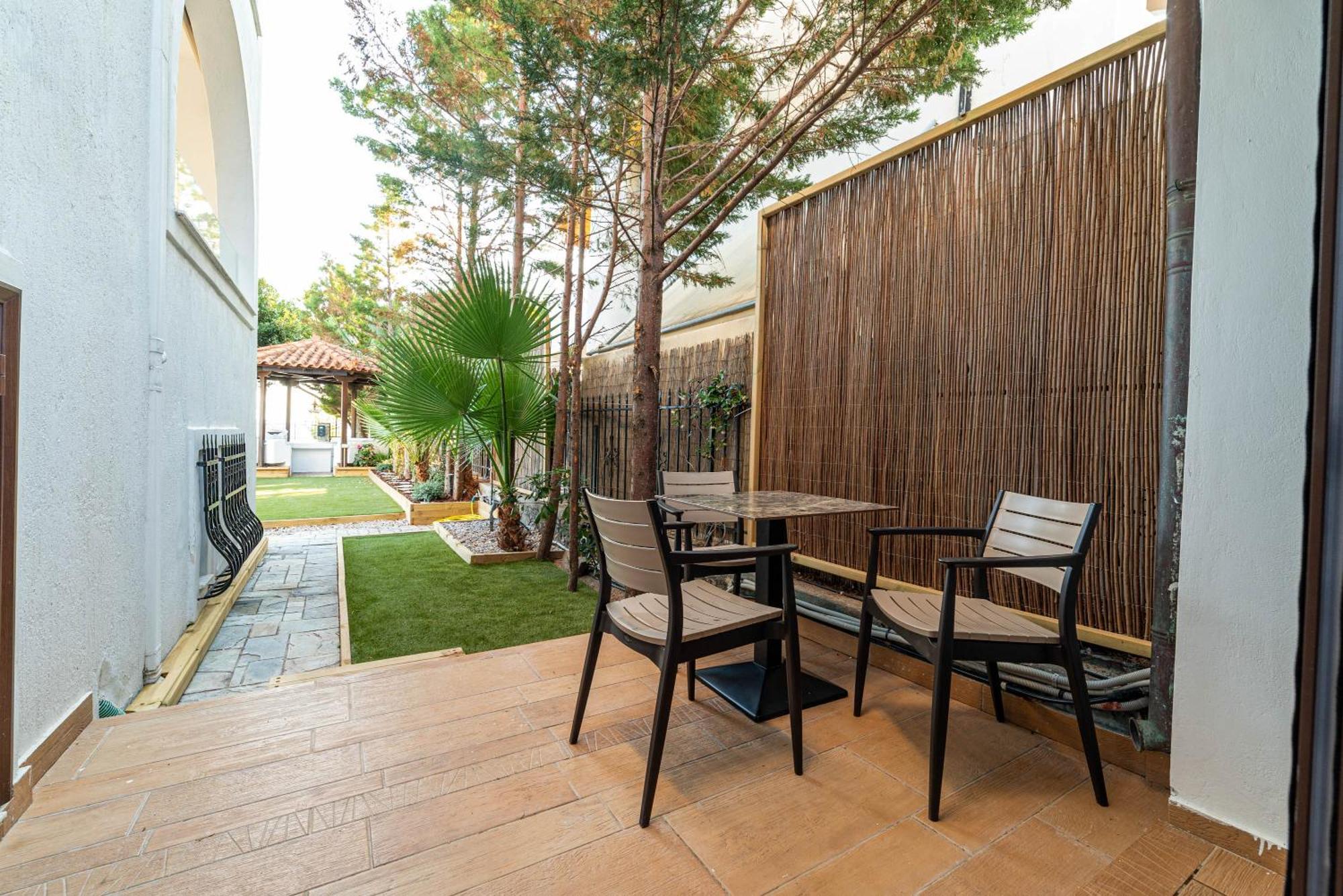 Alkis Guest House By Aegiankazarte Kapotidhes Exterior foto